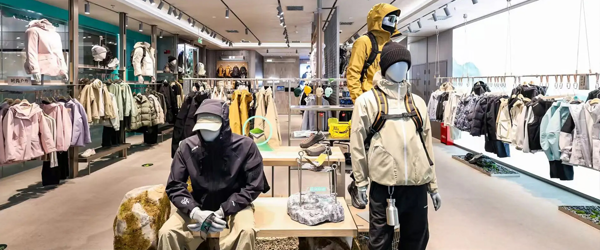 李宁户外首店「COUNTERFLOW 溯」亮相北京,以东方山水意境诠释户外美学新定义 李宁户外首店「COUNTERFLOW 溯」亮相北京,以东方山水意境诠释户外美学新定义